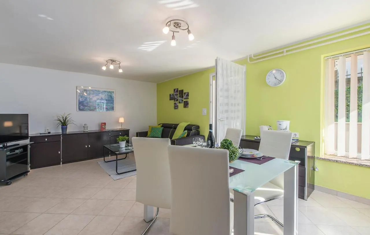 Petra Premium Apartments بوريتش كرواتيا