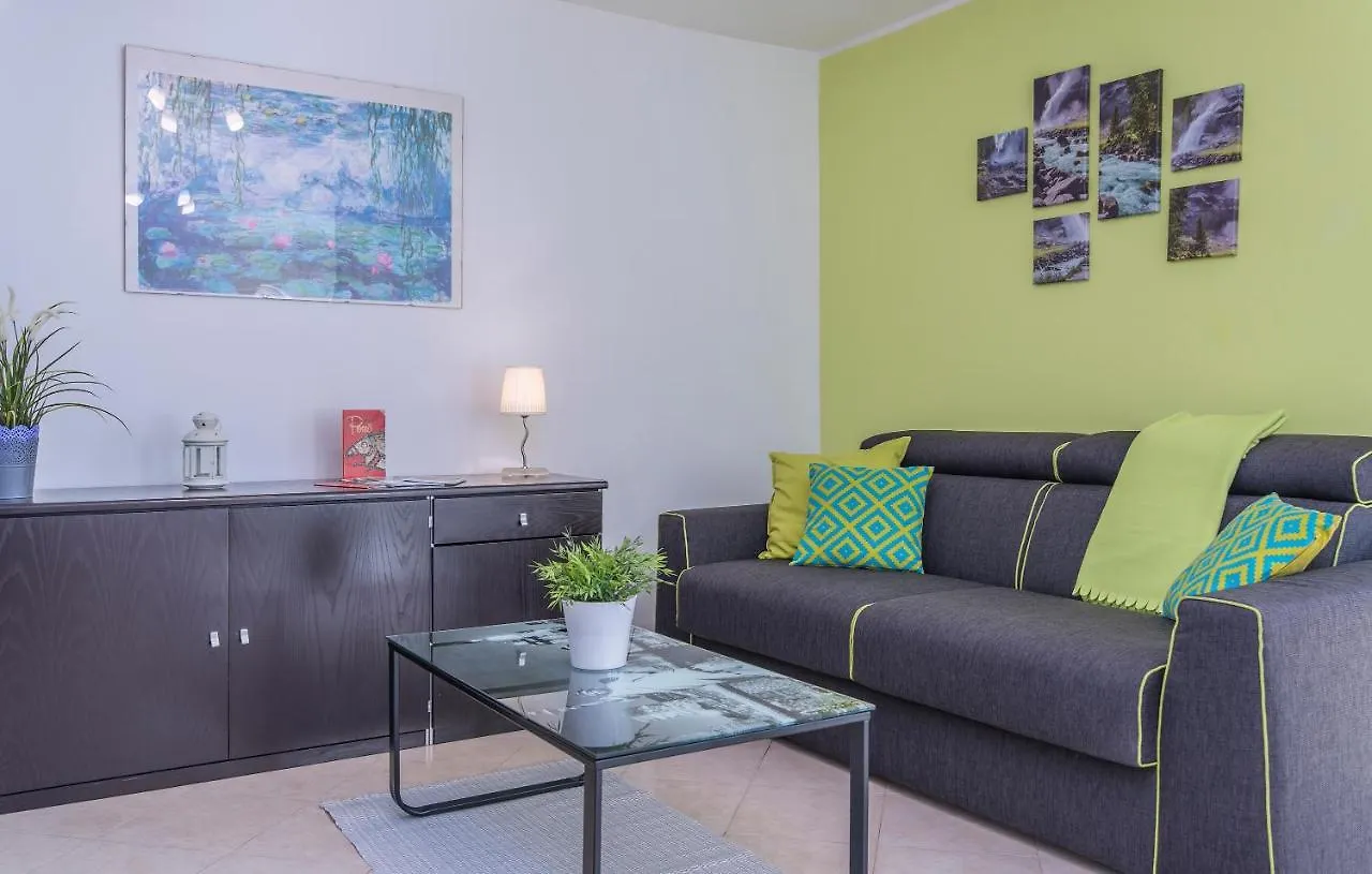 Petra Premium Apartments بوريتش