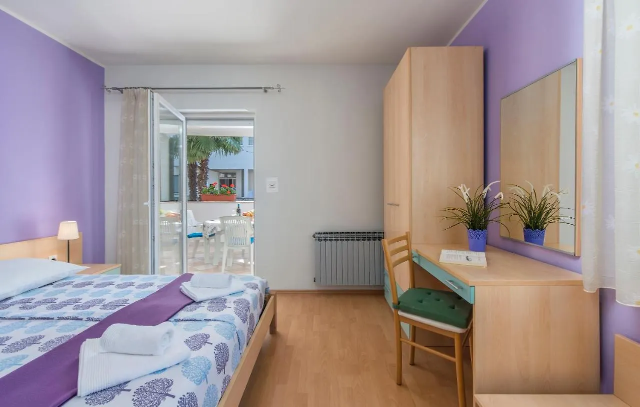 Petra Premium Apartments بوريتش