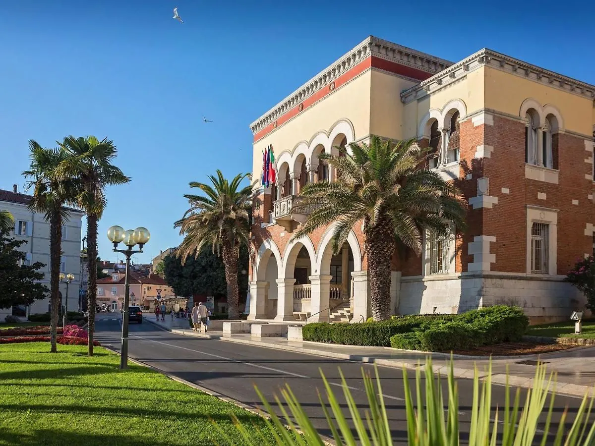 Petra Premium Apartments بوريتش